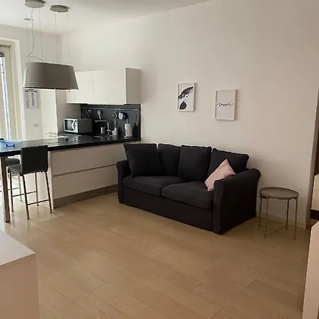 Lovely Apartment In The New Porta Nuova Area Milan Exterior photo