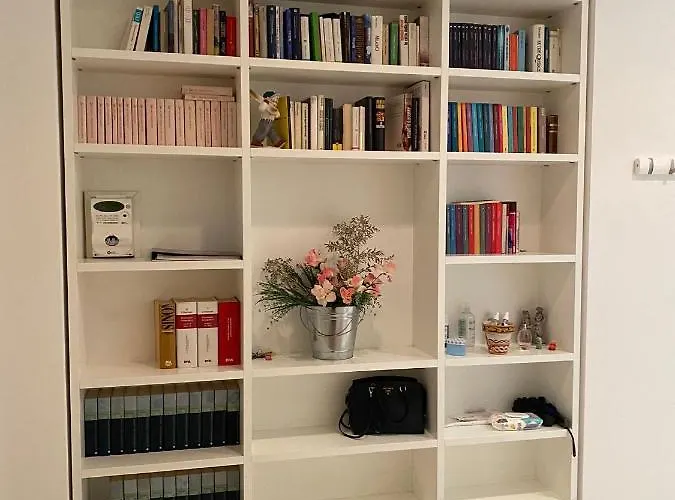 Lovely Apartment In The New Porta Nuova Area